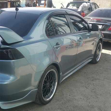 Накладки на пороги "Zodiak" для Mitsubishi Lancer X (2007-2016) купить недорого с доставкой в Истра