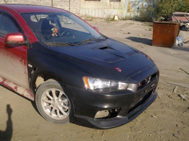 Пластиковые крылья с жабрами EVO Mitsubishi Lancer Evolution X купить недорого с доставкой в Истра
