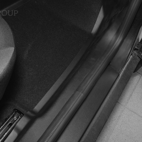 Накладки на ковролин передние (2 шт) (ABS) RENAULT Duster (2021-н.в.) купить недорого с доставкой в Истра